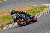 anglesey-no-limits-trackday;anglesey-photographs;anglesey-trackday-photographs;enduro-digital-images;event-digital-images;eventdigitalimages;no-limits-trackdays;peter-wileman-photography;racing-digital-images;trac-mon;trackday-digital-images;trackday-photos;ty-croes